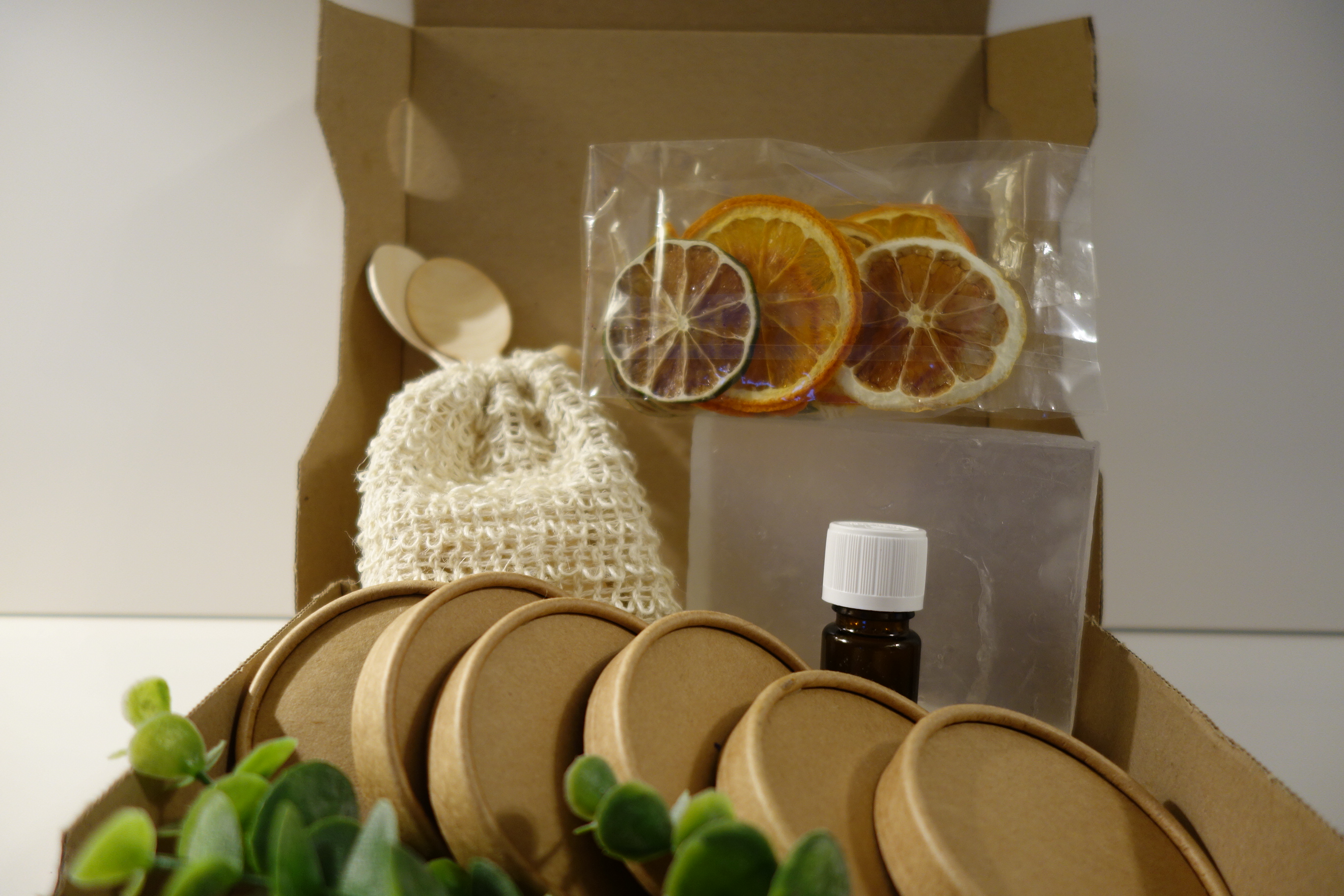 DIY-SEIFE CITRUSMIX & ÄTHERISCHES Öl  ORANGE I ZITRONE I LIMETTE ALS GESCHENK-SET
