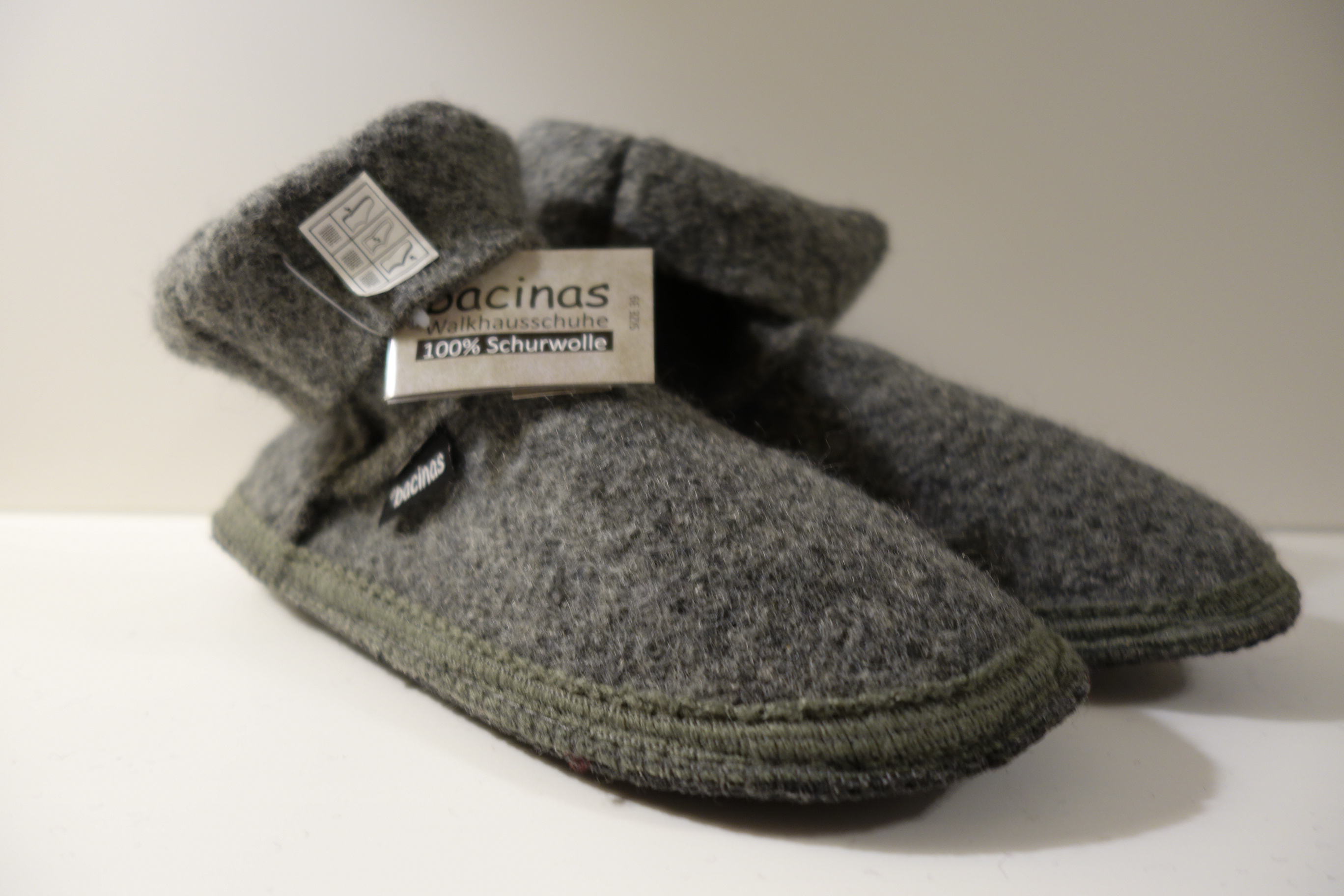Bacinas Hausschuhe I Hüttenschuhe 100% Wolle grau 37 - 41
